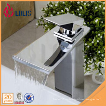 Nuevos productos cromo grifo monocasco lavabo fregadero cascada